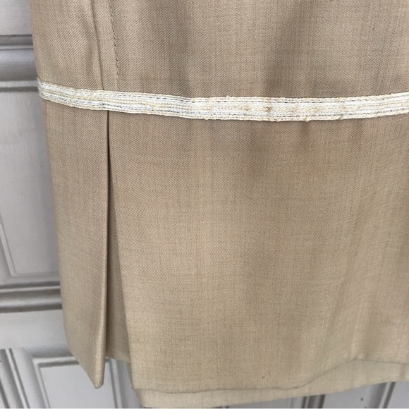 Sag harbor plus size women’s 22 skirt kickplate hem beige zip back very nice - Picture 7 of 8